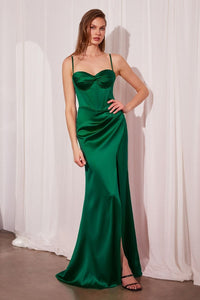 Fitted Dress With A Sweetheart Neckline And Thin Straps